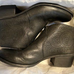 EUC Umberto Ruffini Kirby Women’s Booties Black Size EU 38